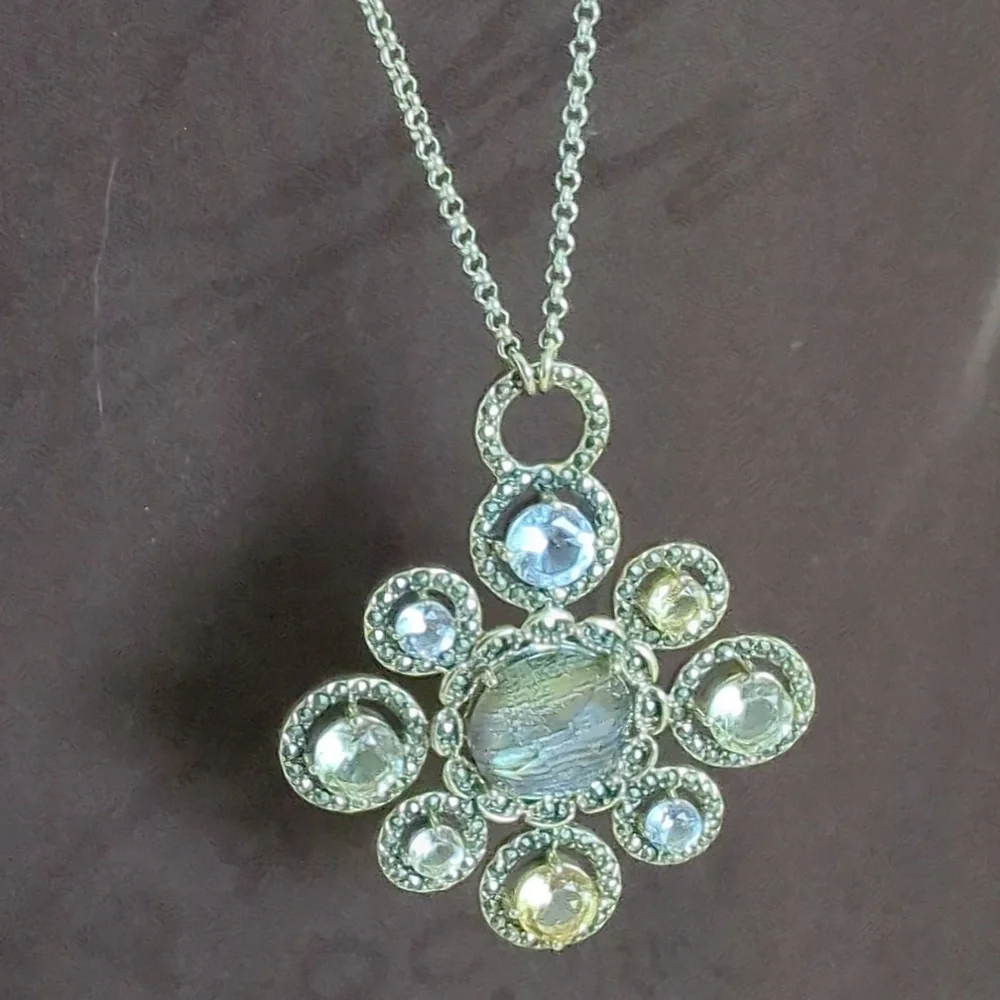 925 Silver necklace with pendant